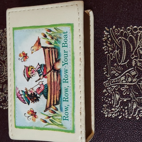 2006 Animated Music box - Row Row Your Boat, Rare Collectible toy - Picture 2 of 11